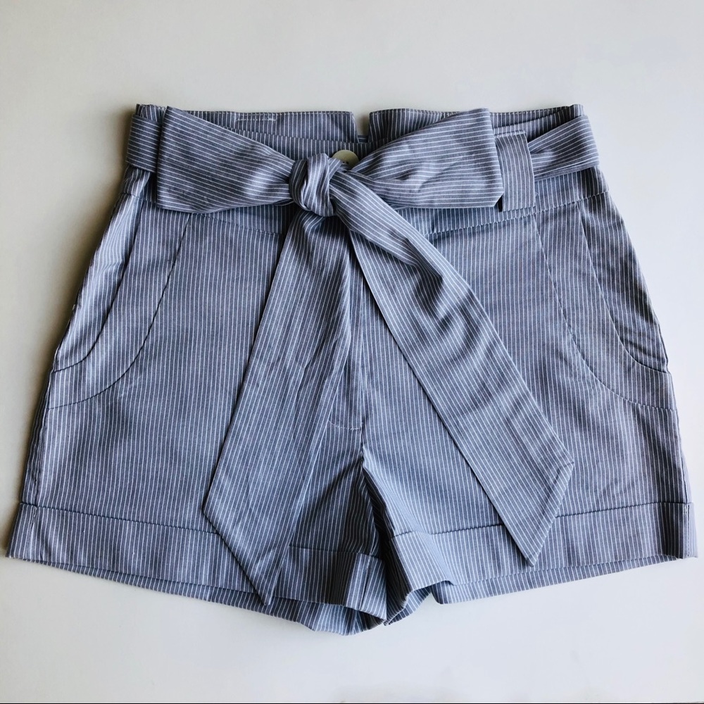 (4 for $30 🌸) BCBGeneration Tie Pinstriped Shorts